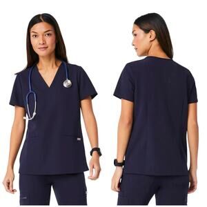 Figs Women's Casma Three-Pocket Scrub Top Navy Size S Underarm Wear
